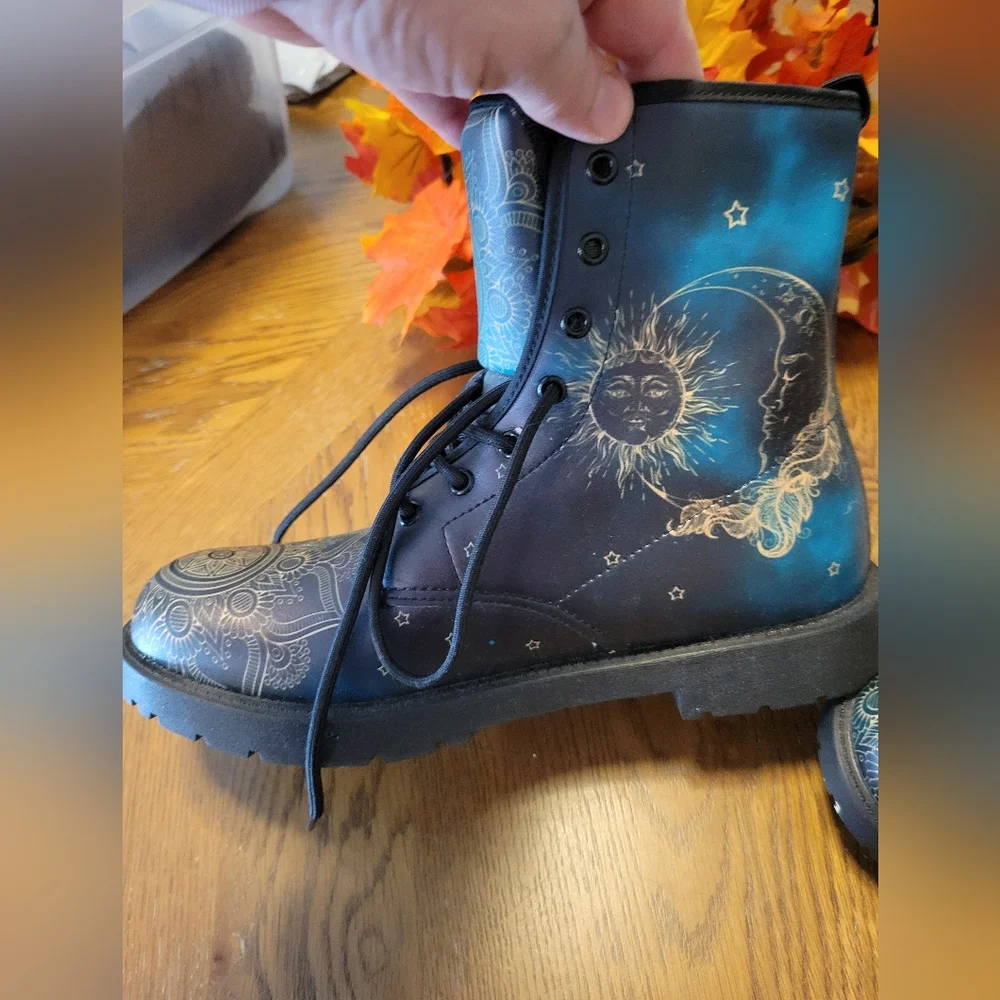 Womens Sun Moon Black Boots - Picture 7 of 7